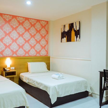 Hotel Juliano Manille Extérieur photo