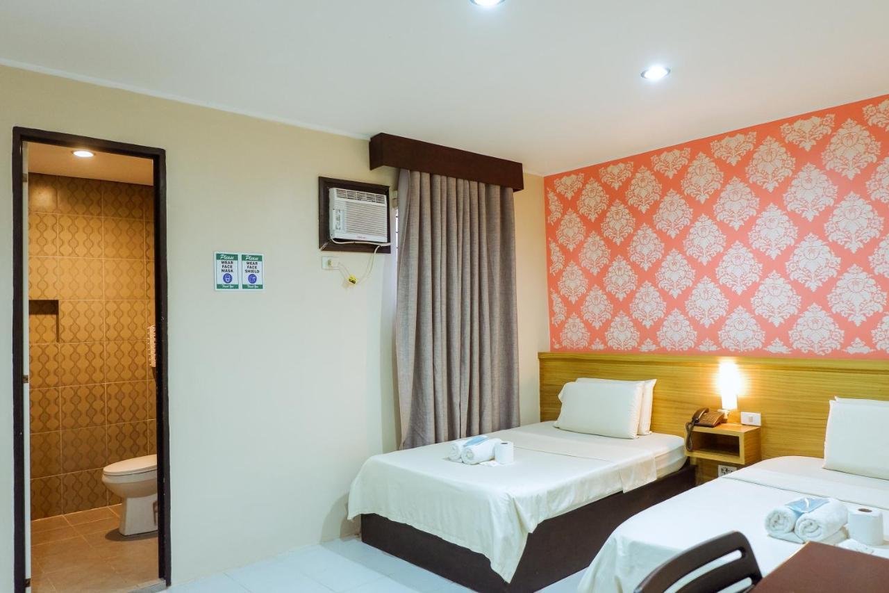 Hotel Juliano Manille Extérieur photo