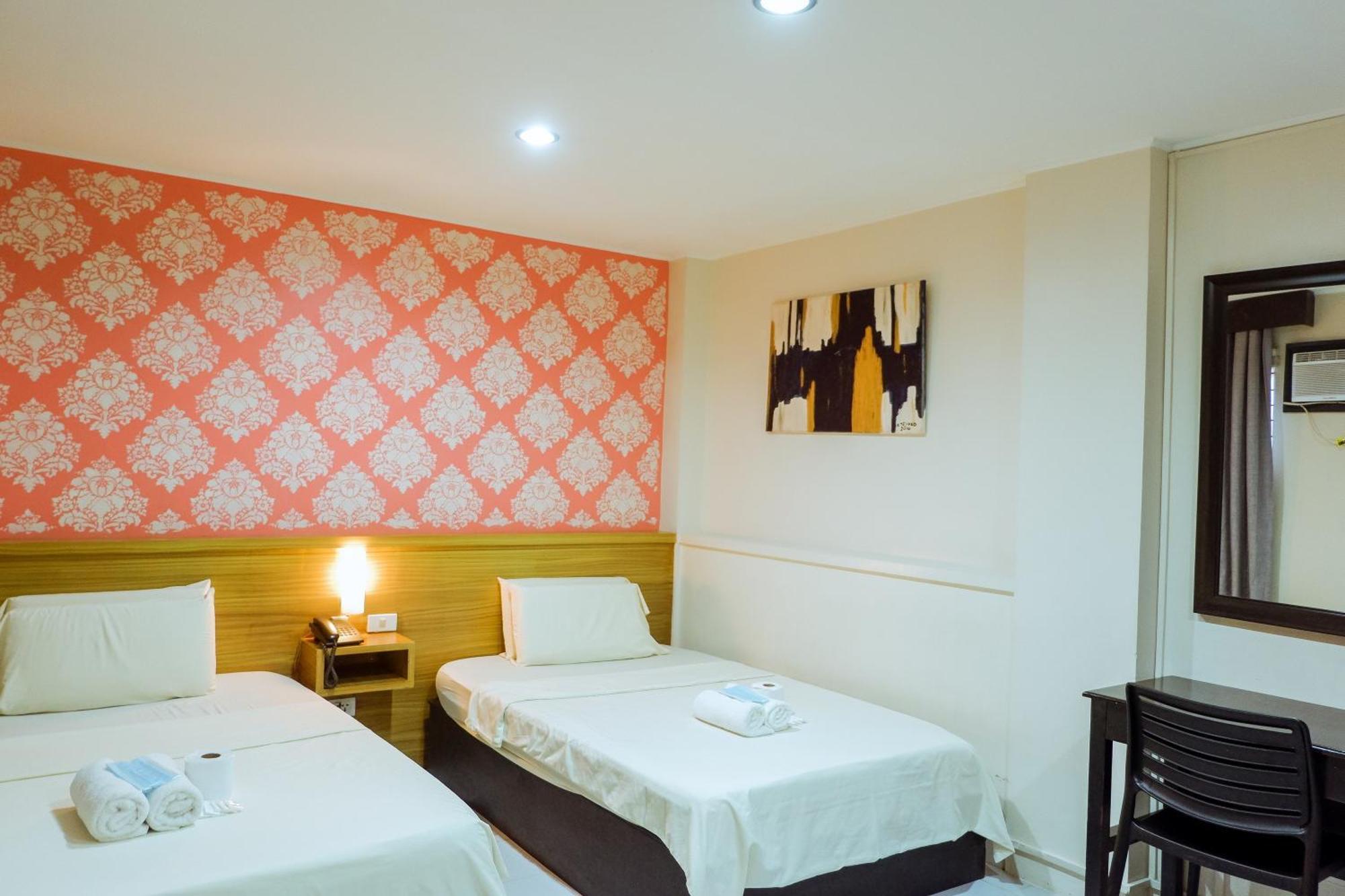 Hotel Juliano Manille Extérieur photo